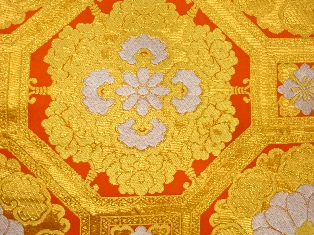  蜀江文に華文模様織出し丸帯